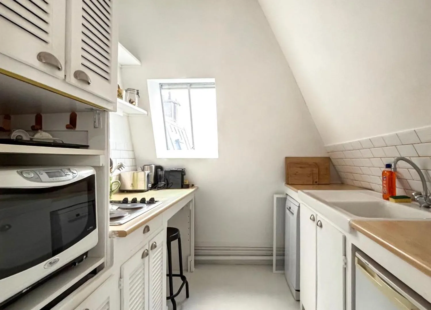 Studio Dans Le Quartier Des Martyrs Paris Apartment