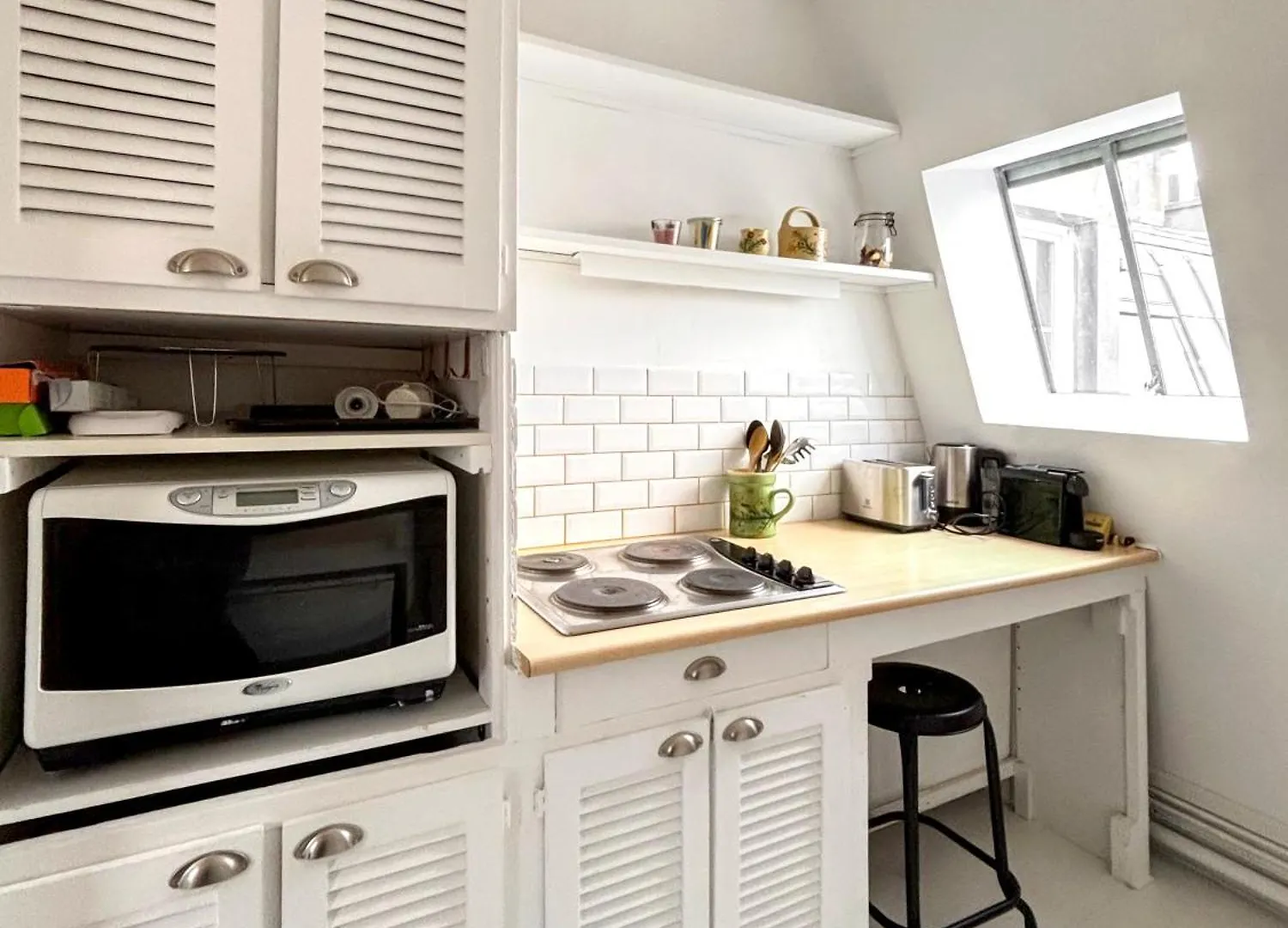Apartment Studio Dans Le Quartier Des Martyrs Paris France